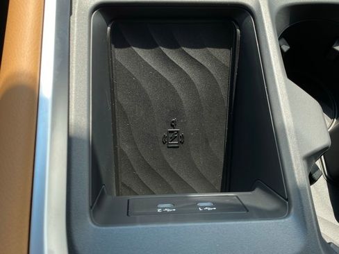 New 2025 Nissan Armada Platinum Reserve image 31