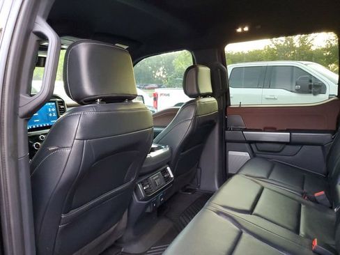 Used 2022 Ford F150 Lariat w/ Equipment Group 502A High AWD/4WD image 10