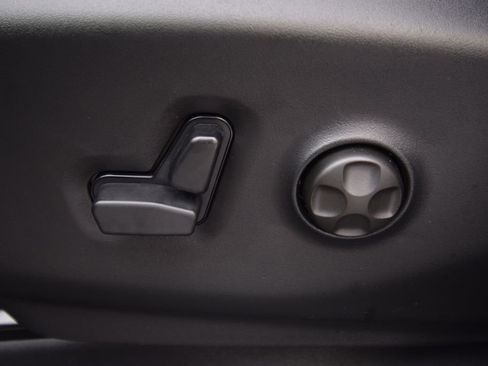 New 2026 Chrysler Pacifica Select image 33