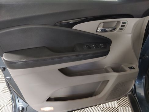 Certified 2021 Honda Pilot Elite image 12