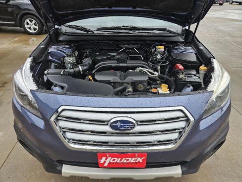 Used 2015 Subaru Outback 2.5i Limited AWD/4WD image 21