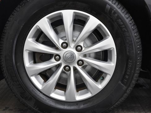 Used 2018 Chrysler Pacifica Touring-L Plus image 8