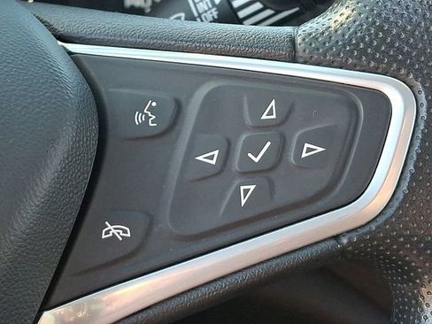 Used 2022 Chevrolet Malibu LT image 22