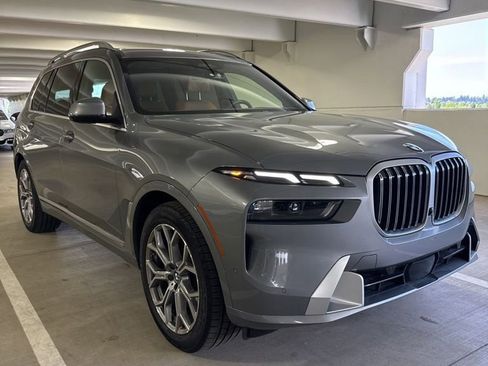Certified 2024 BMW X7 xDrive40i AWD/4WD image 3