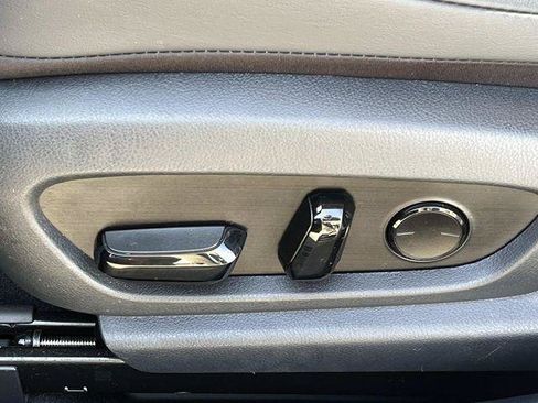 Certified 2025 Lexus ES 350 w/ Premium Package FWD image 31
