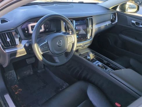Used 2024 Volvo S60 B5 Core image 2