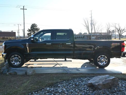 Used 2024 Ford F350 King Ranch image 8