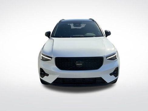 New 2026 Volvo XC40 B5 Ultra w/ Climate Package AWD/4WD image 8