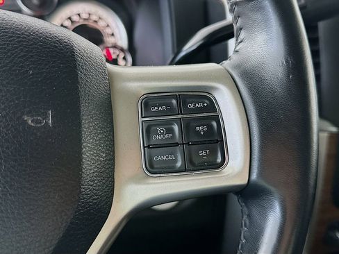 Used 2018 RAM 2500 Laramie AWD/4WD image 25