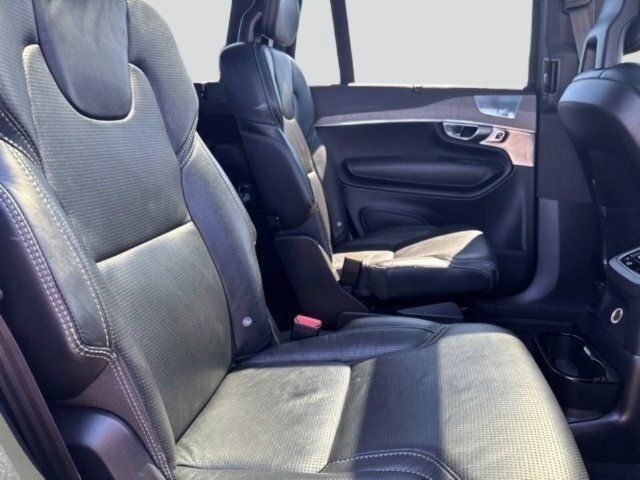 Used 2020 Volvo XC90 T8 Inscription AWD/4WD image 32