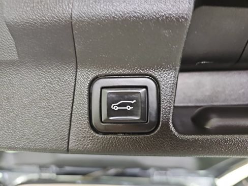 Used 2020 GMC Acadia Denali w/ Trailering Package FWD image 13