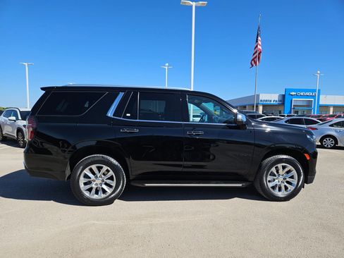 Used 2023 Chevrolet Tahoe Premier image 2