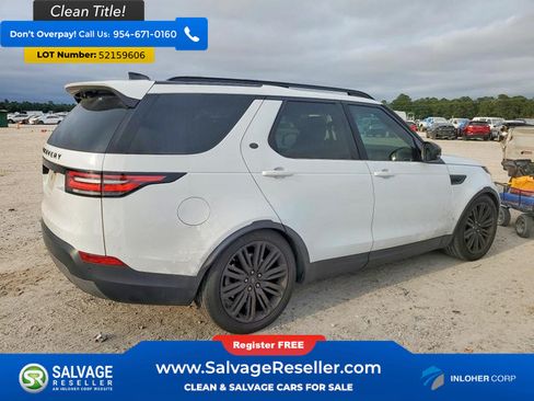 Used 2017 Land Rover Discovery HSE AWD/4WD image 4