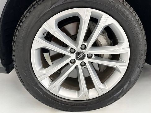 Certified 2025 Audi Q7 2.0T Premium Plus w/ Premium Plus Package image 29