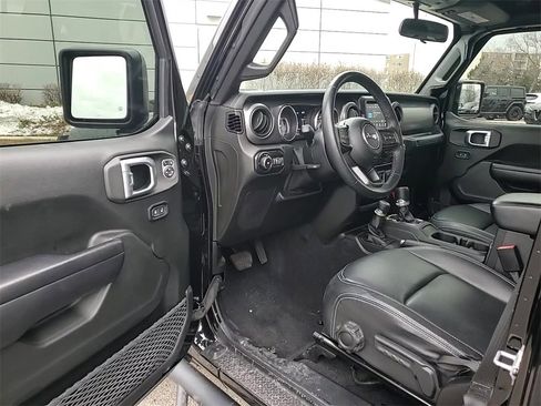 Used 2021 Jeep Wrangler Unlimited Sport image 10
