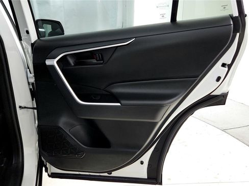 Used 2023 Toyota RAV4 LE image 19