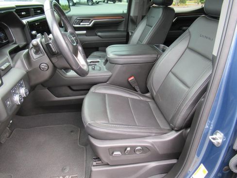 Used 2024 GMC Sierra 1500 Denali AWD/4WD image 15
