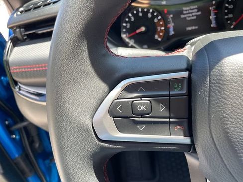 Used 2025 Jeep Compass Trailhawk AWD/4WD image 30