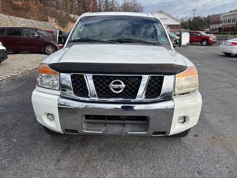 Used 2008 Nissan Titan SE image 2