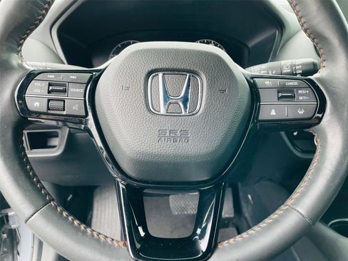 Used 2024 Honda HR-V Sport image 11