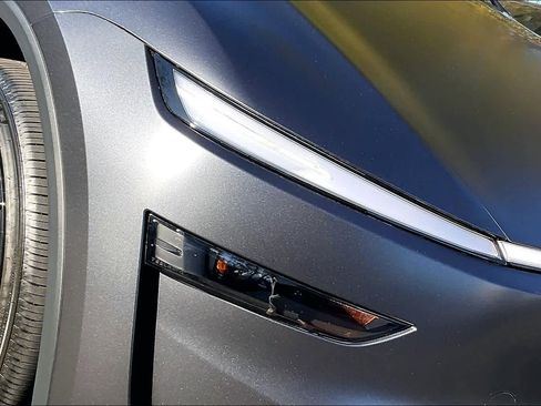 Used 2026 Tesla Model Y AWD image 30