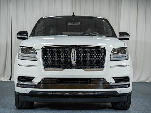 Used 2021 Lincoln Navigator L Black Label w/ Special Edition Package image 2