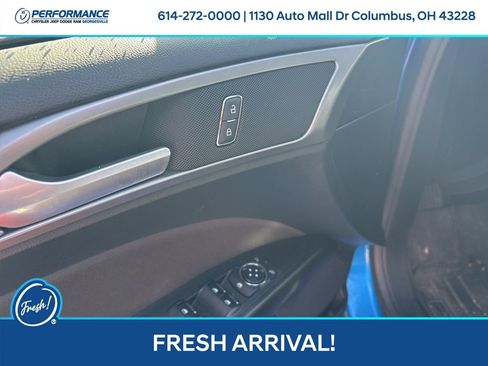 Used 2019 Ford Fusion SE image 18