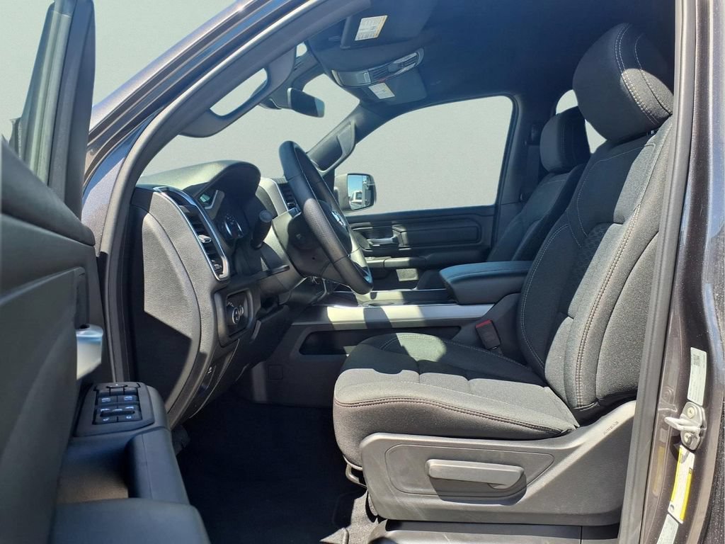 New 2026 RAM 1500 Express AWD/4WD image 15