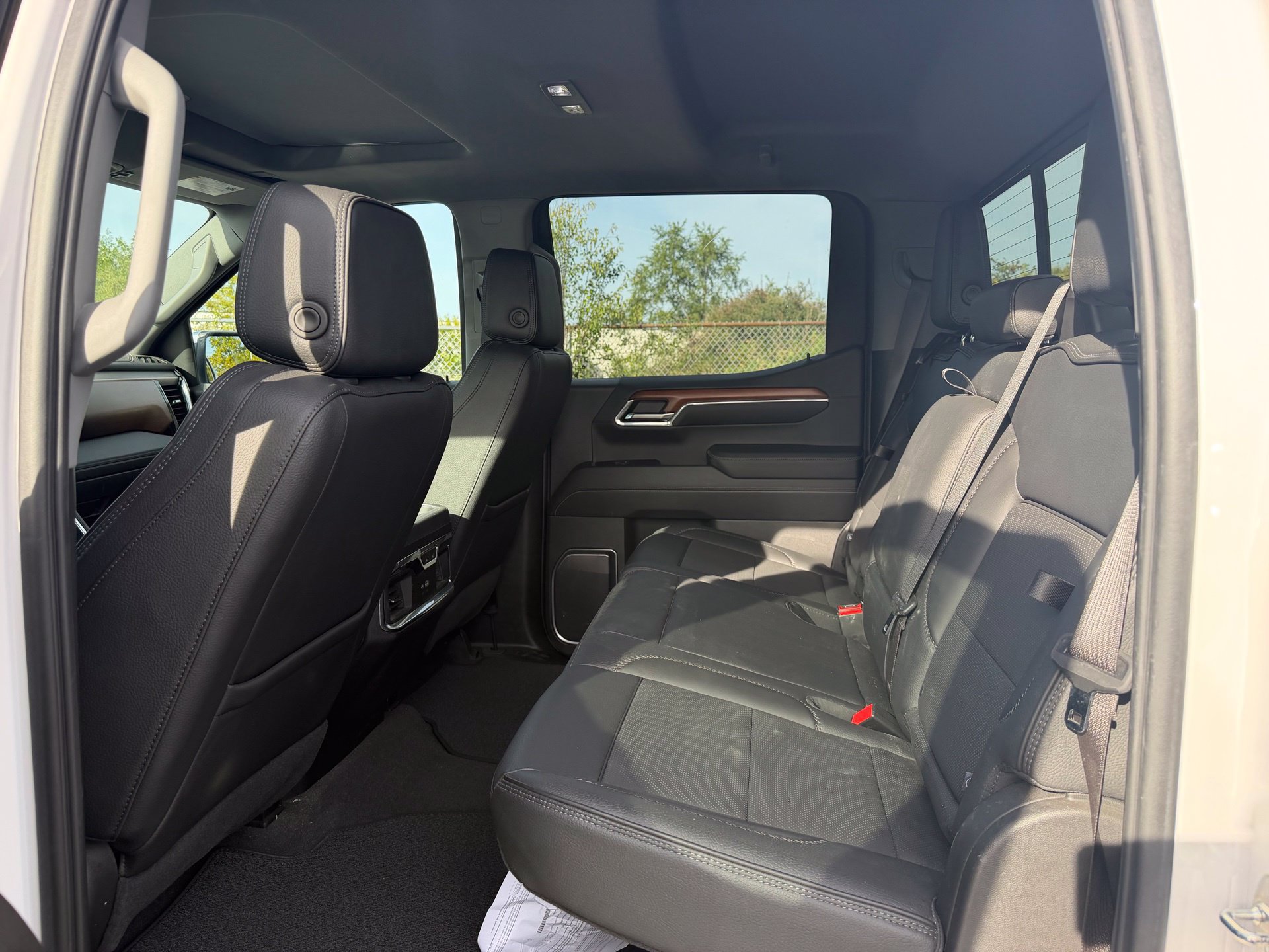 Used 2023 GMC Sierra 1500 Denali AWD/4WD image 10