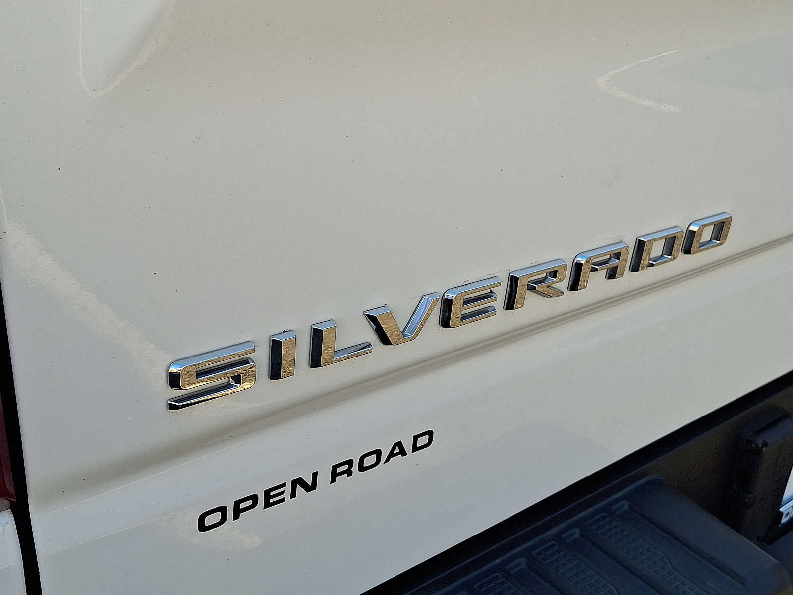 Used 2022 Chevrolet Silverado 1500 ZR2 w/ Technology Package AWD/4WD image 29