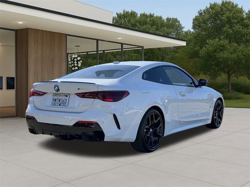 Certified 2025 BMW M440i Coupe w/ Parking Assistance Package image 8