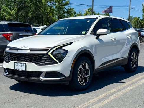 Certified 2023 Kia Sportage LX AWD/4WD image 3