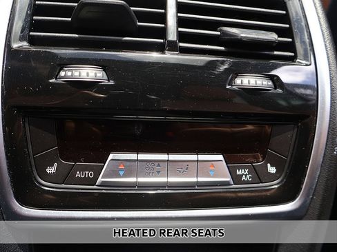 Used 2021 BMW X7 M50i AWD/4WD image 11