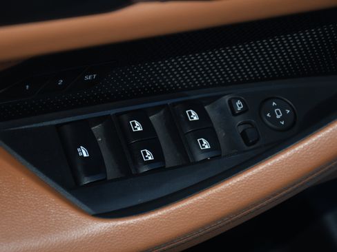 Used 2022 BMW 430i Convertible w/ Convenience Package image 10