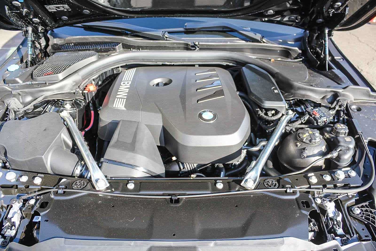 Used 2026 BMW 530i w/ Premium Package RWD image 26