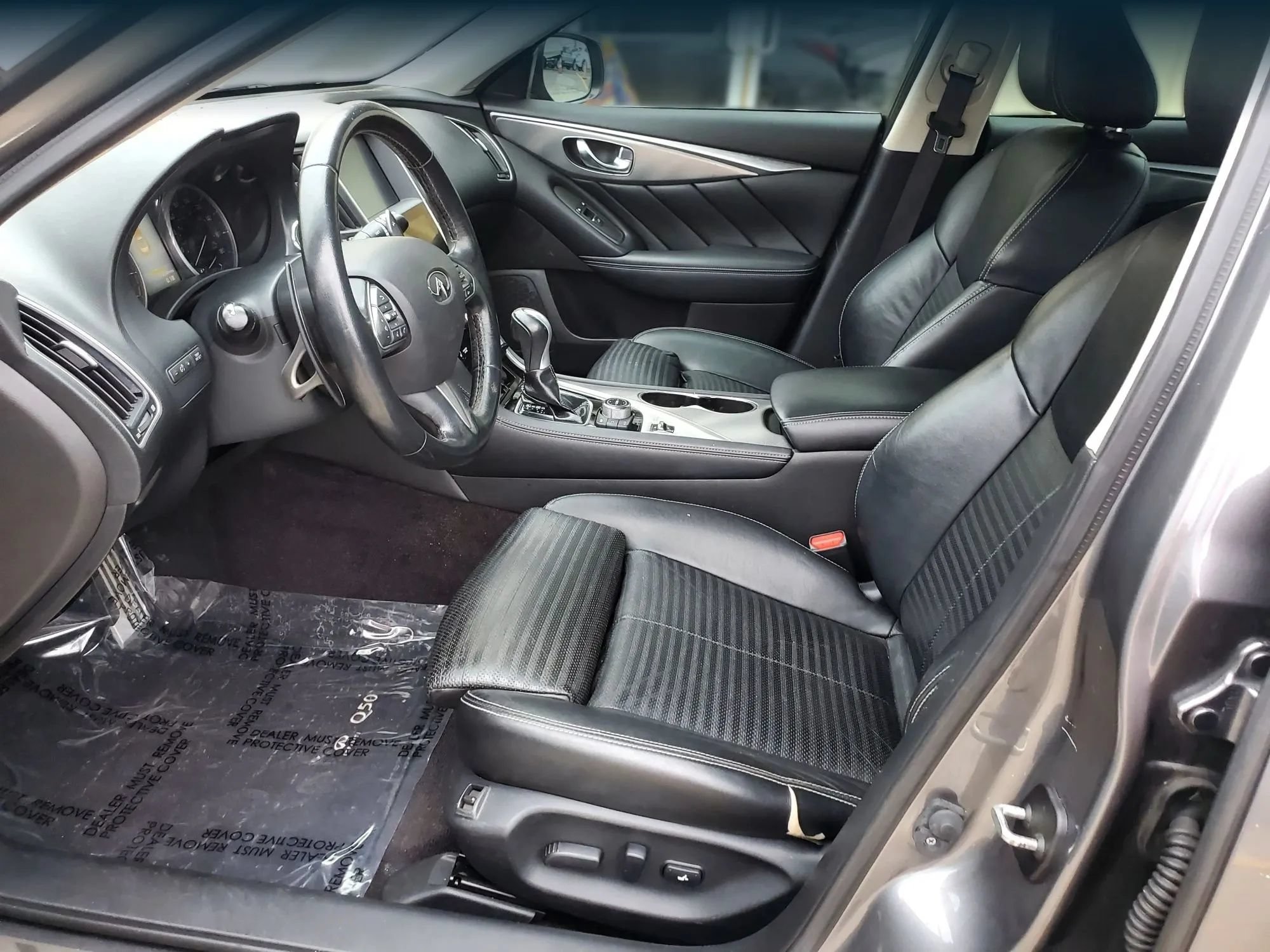 Used 2015 INFINITI Q50 RWD image 29