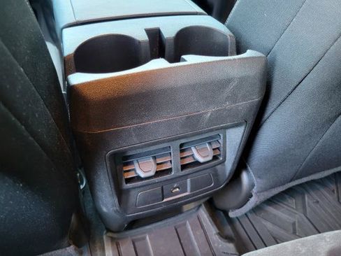 Used 2023 Chevrolet Colorado LT w/ LT Convenience Package II AWD/4WD image 30