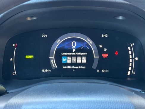 Used 2025 Toyota Camry LE w/ Convenience Package FWD image 22