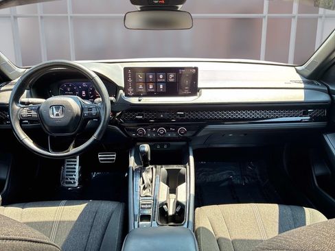 Used 2024 Honda Accord Sport image 17