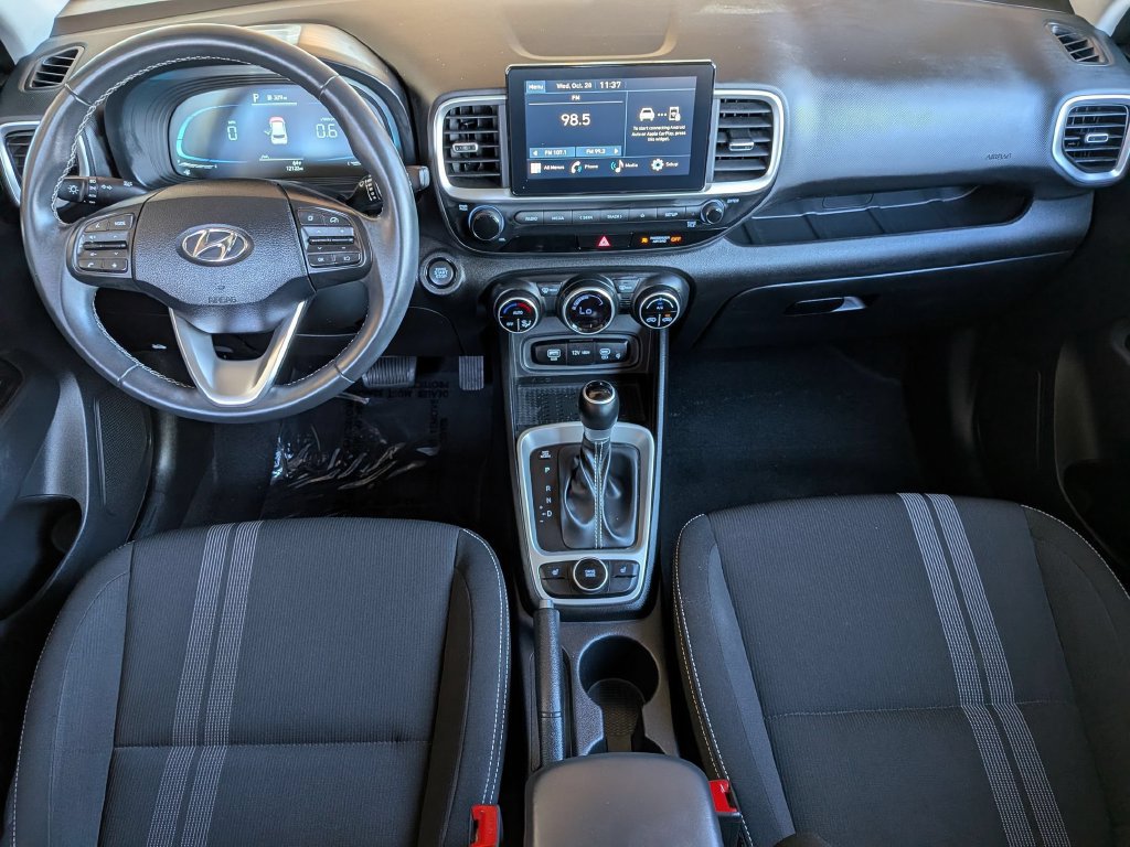 Used 2026 Hyundai Venue SEL FWD image 24