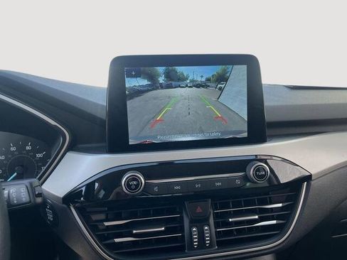 Used 2021 Ford Escape SE w/ Convenience Package image 19