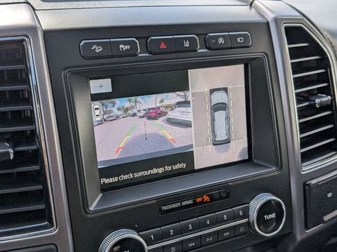 Used 2020 Ford Expedition Platinum AWD/4WD image 24