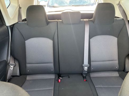 Used 2025 Kia Soul LX w/ LX Technology Package FWD image 36