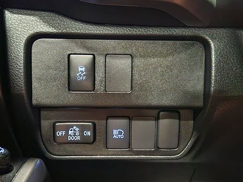 Used 2022 Toyota Tacoma SR5 image 38