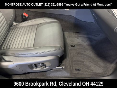 New 2026 Land Rover Discovery Sport Landmark image 50