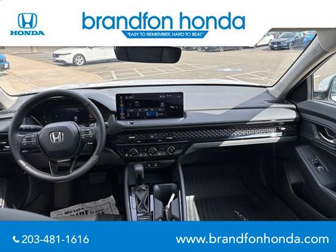 Used 2023 Honda Accord EX-L image 12