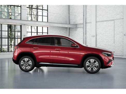 Used 2026 Mercedes-Benz GLA 250 4MATIC image 15