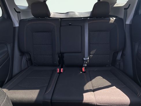 Used 2021 GMC Terrain SLE w/ Driver Convenience Package FWD image 32