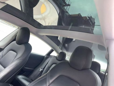 Used 2022 Tesla Model 3 Long Range image 11