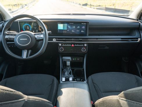 Used 2025 Hyundai Tucson SEL FWD image 20